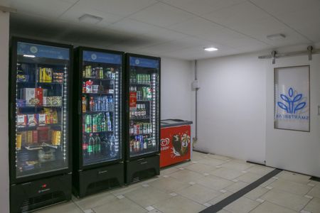 Apartamento para alugar com 50m², 2 quartos e 1 vaga Apartamento para alugar com 50m², 2 quartos e 1 vagaMini Mercado