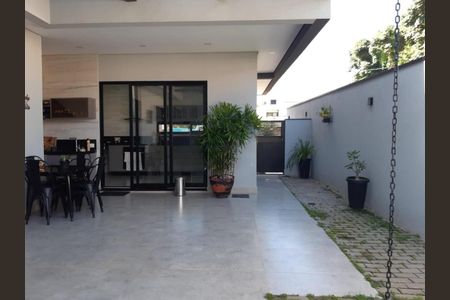 Casa de condomínio à venda com 135m², 3 quartos e 3 vagas Casa de condomínio à venda com 135m², 3 quartos e 3 vagasFoto 04