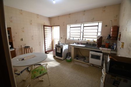 Casa à venda com 245m², 5 quartos e 2 vagasCozinha