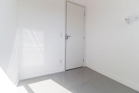 Apartamento à venda com 47m², 2 quartos e 1 vagaQuarto 2