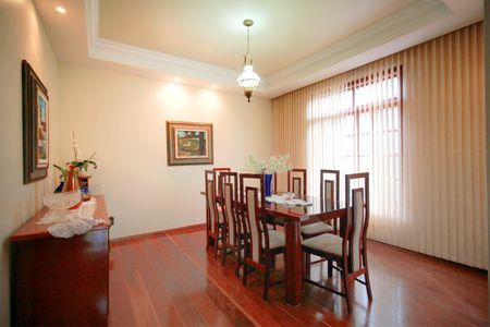 Casa para alugar com 420m², 5 quartos e 4 vagasSala de Jantar