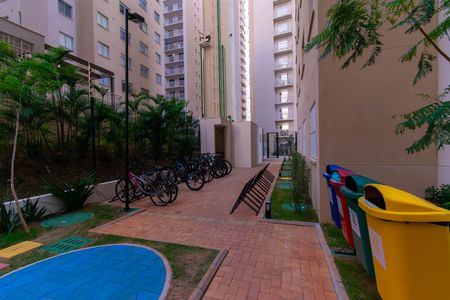 Apartamento para alugar com 35m², 2 quartos e sem vaga Apartamento para alugar com 35m², 2 quartos e sem vagaÁrea comum - Bicicletário