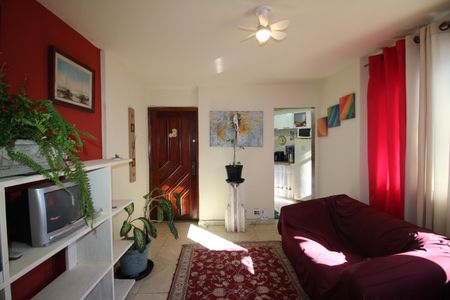 Apartamento à venda com 65m², 2 quartos e 1 vagaSala