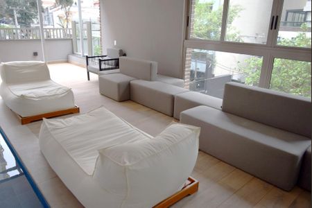 Apartamento para alugar com 25m², 1 quarto e sem vagaÁrea comum - Piscina