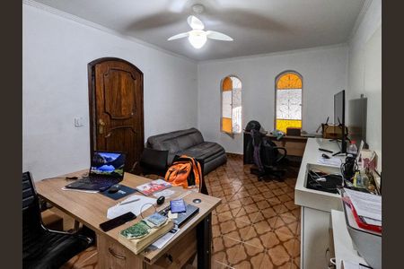 Casa para alugar com 172m², 2 quartos e 2 vagasSala