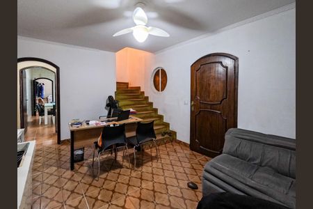 Casa para alugar com 172m², 2 quartos e 2 vagasSala