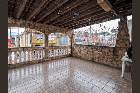 Casa para alugar com 172m², 2 quartos e 2 vagasVaranda