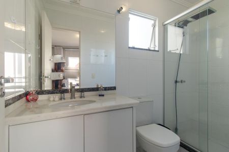 Casa de condomínio à venda com 79m², 3 quartos e 2 vagas Casa de condomínio à venda com 79m², 3 quartos e 2 vagasBanheiro