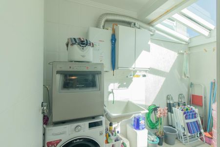 Casa de condomínio à venda com 79m², 3 quartos e 2 vagas Casa de condomínio à venda com 79m², 3 quartos e 2 vagasÁrea de Serviço