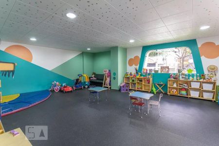 Apartamento à venda com 130m², 3 quartos e 2 vagasÁrea comum - Brinquedoteca