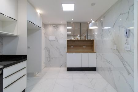 Apartamento à venda com 130m², 3 quartos e 2 vagasCozinha