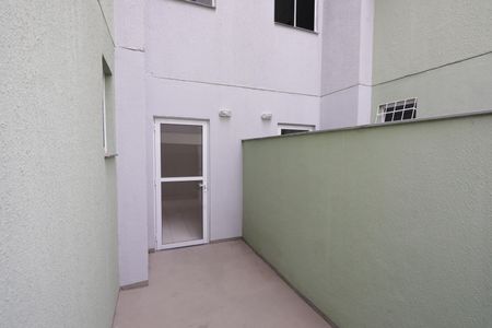 Apartamento para alugar com 67m², 3 quartos e 1 vagaQuintal