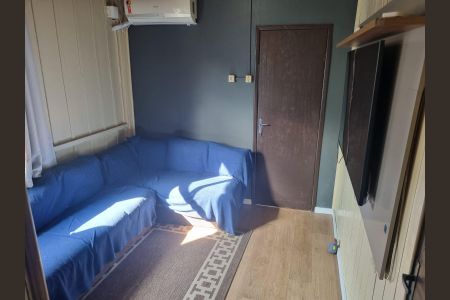 Casa à venda com 70m², 3 quartos e 4 vagasSala