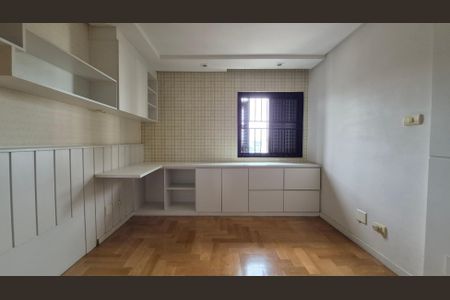 Apartamento à venda com 136m², 3 quartos e 2 vagasQuarto 2
