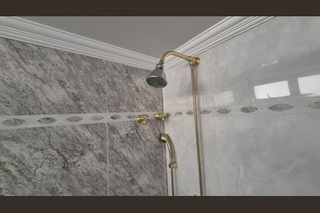 Apartamento à venda com 136m², 3 quartos e 2 vagasBanheiro da suíte