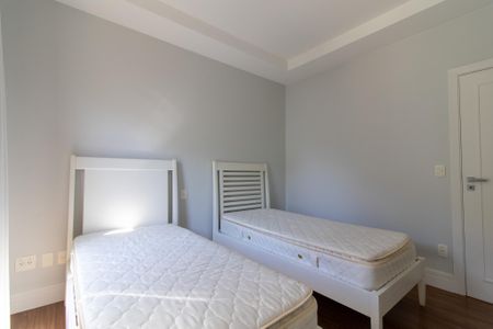 Casa de condomínio para alugar com 800m², 5 quartos e 7 vagas Casa de condomínio para alugar com 800m², 5 quartos e 7 vagasSuite 3