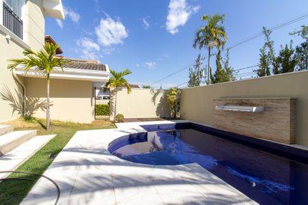 Casa de condomínio para alugar com 800m², 5 quartos e 7 vagas Casa de condomínio para alugar com 800m², 5 quartos e 7 vagasÁrea comum