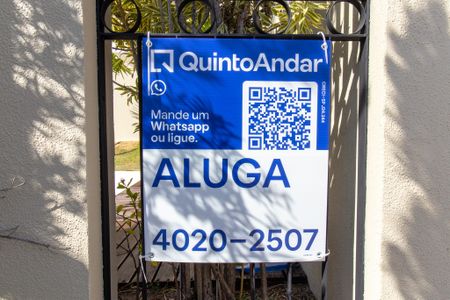 Casa de condomínio para alugar com 800m², 5 quartos e 7 vagas Casa de condomínio para alugar com 800m², 5 quartos e 7 vagasplaca