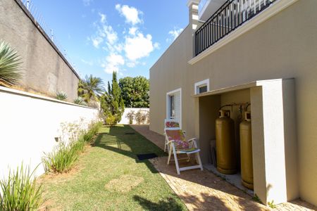 Casa de condomínio para alugar com 800m², 5 quartos e 7 vagas Casa de condomínio para alugar com 800m², 5 quartos e 7 vagasÁrea comum