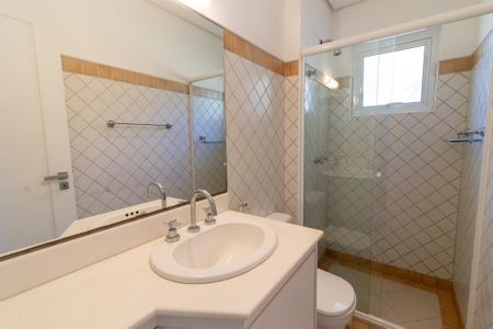 Casa de condomínio para alugar com 800m², 5 quartos e 7 vagas Casa de condomínio para alugar com 800m², 5 quartos e 7 vagasBanheiro Social