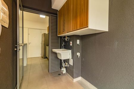 Apartamento à venda com 62m², 2 quartos e 1 vaga Apartamento à venda com 62m², 2 quartos e 1 vagaÁrea de Serviço