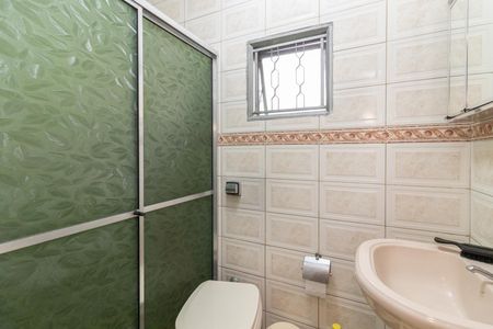 Casa à venda com 295m², 5 quartos e 1 vagaBanheiro da Suíte da Casa 01