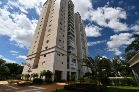 Apartamento à venda com 108m², 2 quartos e 2 vagasFachada do bloco