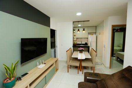 Apartamento à venda com 56m², 2 quartos e 1 vaga Apartamento à venda com 56m², 2 quartos e 1 vagaSala