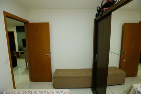 Apartamento à venda com 56m², 2 quartos e 1 vaga Apartamento à venda com 56m², 2 quartos e 1 vagaQuarto