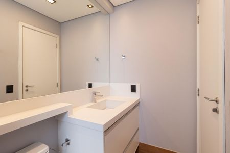 Apartamento à venda com 64m², 2 quartos e 1 vagaBanheiro da suíte