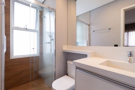 Apartamento à venda com 64m², 2 quartos e 1 vagaBanheiro da suíte