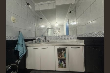 Apartamento à venda com 113m², 2 quartos e sem vaga Apartamento à venda com 113m², 2 quartos e sem vagaBanheiro 2