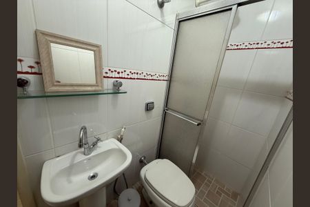 Apartamento à venda com 113m², 2 quartos e sem vaga Apartamento à venda com 113m², 2 quartos e sem vagaBanheiro
