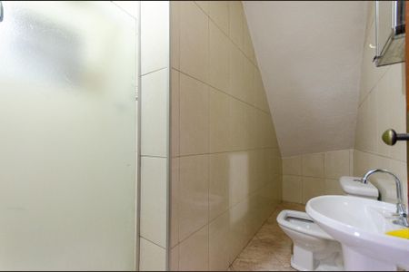 Casa para alugar com 250m², 2 quartos e 1 vagaBanheiro