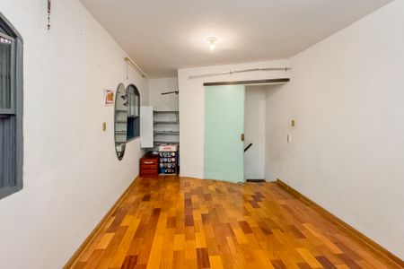 Casa para alugar com 56m², 1 quarto e sem vaga Casa para alugar com 56m², 1 quarto e sem vagaSuíte