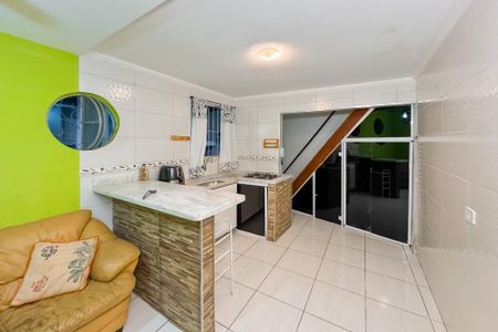 Casa para alugar com 56m², 1 quarto e sem vaga Casa para alugar com 56m², 1 quarto e sem vagaSala