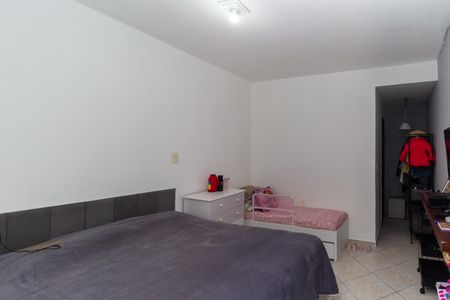 Casa à venda com 125m², 3 quartos e 2 vagasSuíte