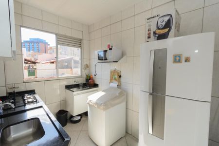 Apartamento à venda com 49m², 2 quartos e 1 vaga Apartamento à venda com 49m², 2 quartos e 1 vagaCozinha e Área de Serviço