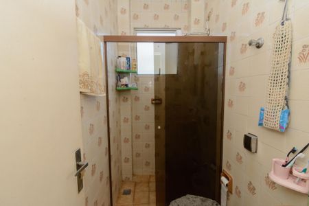 Apartamento à venda com 49m², 2 quartos e 1 vaga Apartamento à venda com 49m², 2 quartos e 1 vagaBanheiro