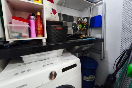 Apartamento à venda com 77m², 3 quartos e 1 vaga Apartamento à venda com 77m², 3 quartos e 1 vagaÁrea de Serviço