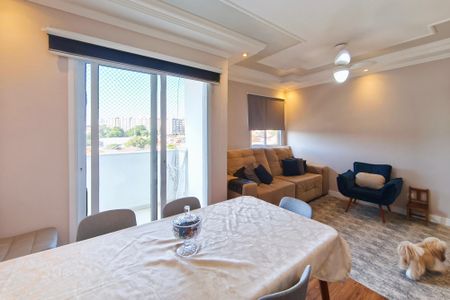 Apartamento à venda com 77m², 3 quartos e 1 vaga Apartamento à venda com 77m², 3 quartos e 1 vagaSala