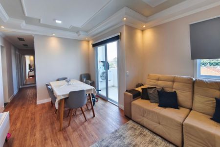 Apartamento à venda com 77m², 3 quartos e 1 vaga Apartamento à venda com 77m², 3 quartos e 1 vagaSala
