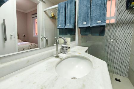 Apartamento à venda com 77m², 3 quartos e 1 vaga Apartamento à venda com 77m², 3 quartos e 1 vagaBanheiro Suíte