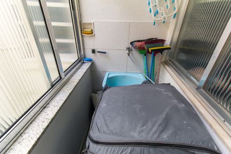 Apartamento para alugar com 76m², 2 quartos e sem vagaÁrea de Serviço