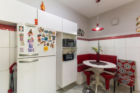 Apartamento para alugar com 76m², 2 quartos e sem vagaCozinha