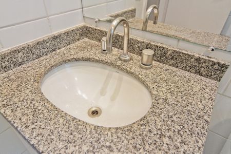 Apartamento à venda com 62m², 3 quartos e 1 vaga Apartamento à venda com 62m², 3 quartos e 1 vagaBanheiro da Suíte