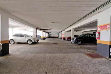 Apartamento à venda com 62m², 3 quartos e 1 vaga Apartamento à venda com 62m², 3 quartos e 1 vagaGaragem