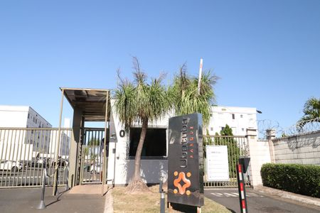 Apartamento para alugar com 44m², 2 quartos e 1 vagaFachada e portaria