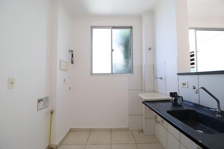 Apartamento para alugar com 44m², 2 quartos e 1 vagaCozinha e Área de Serviço