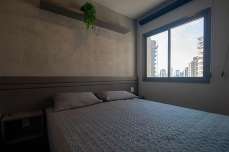Apartamento à venda com 33m², 1 quarto e sem vagaSala/Quarto
